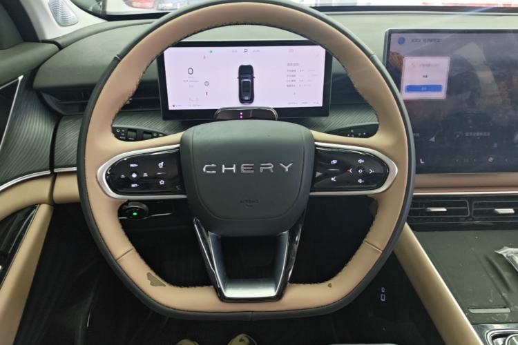 Used Chery Tiggo 8 L 2024 2.0T Two-Wheel Drive Prestige Version 5 Seats Steering Wheel