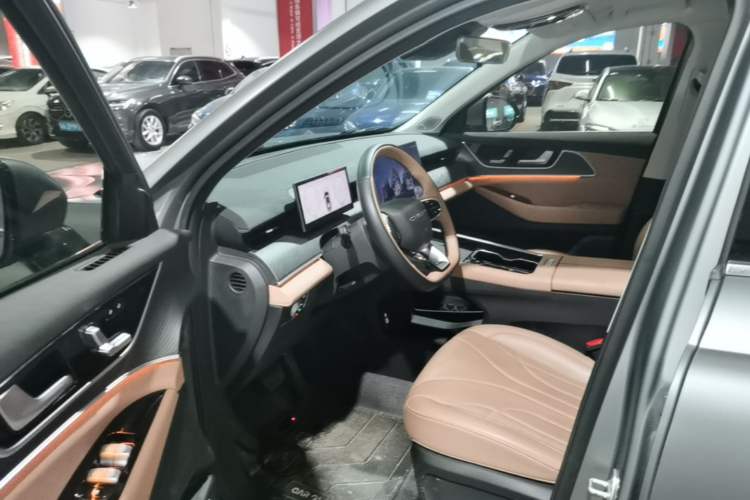 Used Chery Tiggo 8 L 2024 2.0T Two-Wheel Drive Luxury Edition 5 Seats Driver Seat