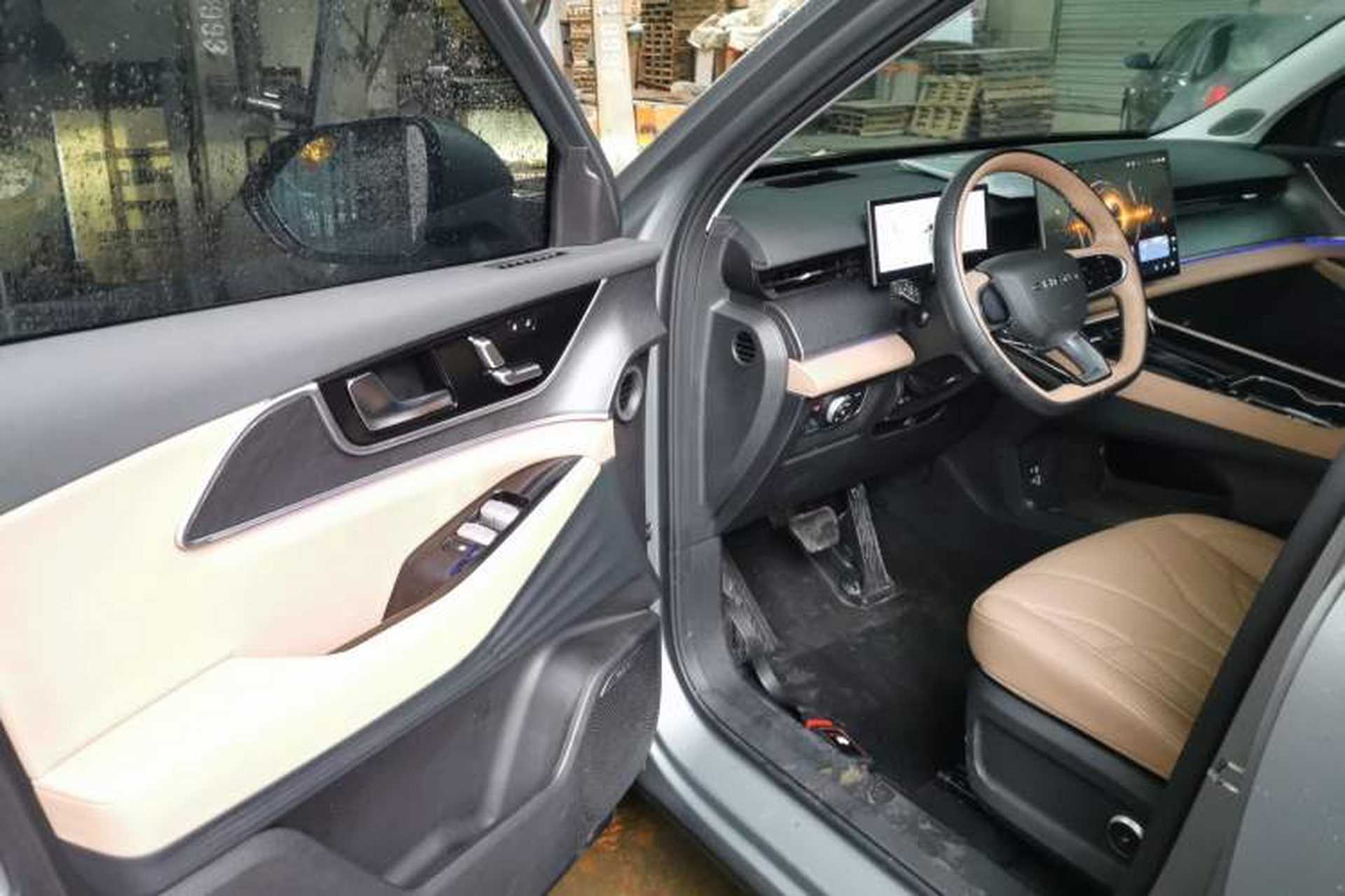 Used Chery Tiggo 8 L 2024 2.0T Two-Wheel Drive Prestige Version 5 Seats Driver Seat