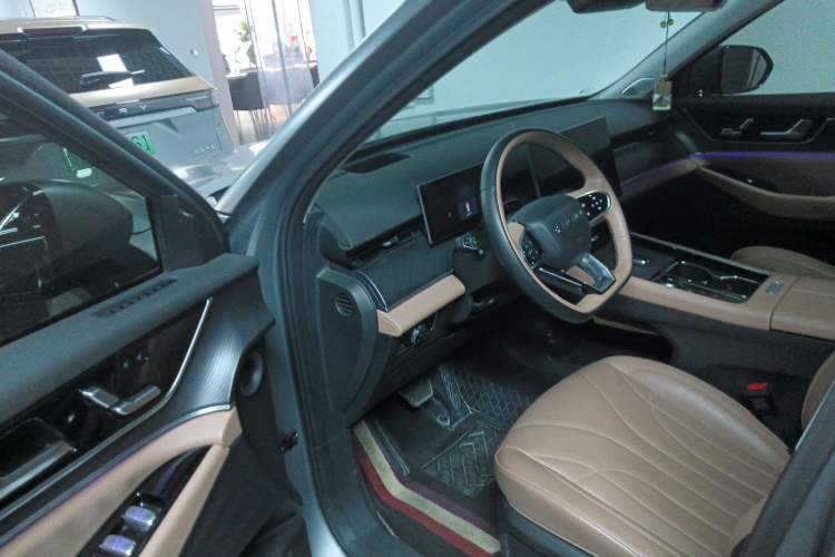 Used Chery Tiggo 8 L 2024 2.0T Two-Wheel Drive Prestige Version 5 Seats Driver Seat