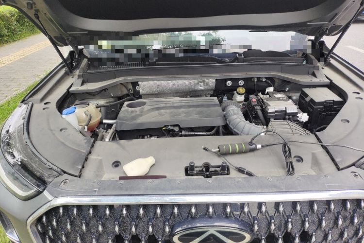 Used Chery Tiggo 8 L 2024 2.0T Two-Wheel Drive Prestige Version 5 Seats Engine Bay