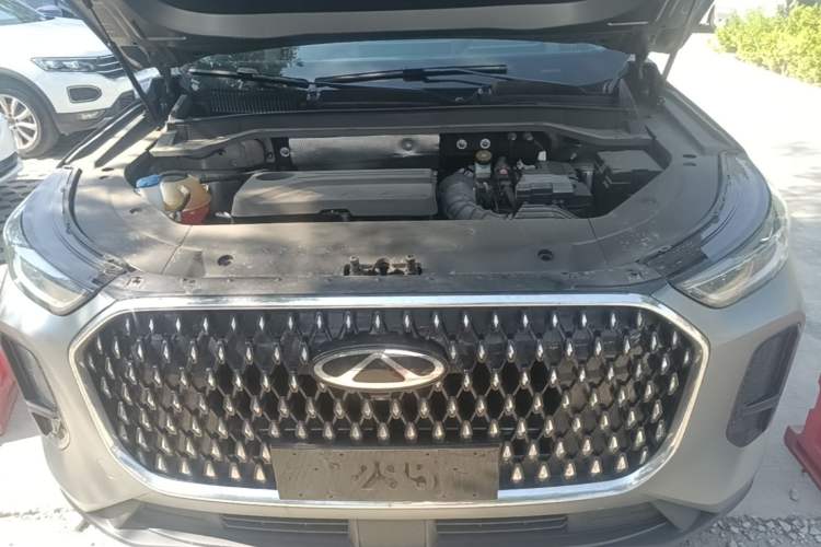 Used Chery Tiggo 8 L 2024 2.0T Two-Wheel-Drive Luxury Version 7 Seats Engine Bay