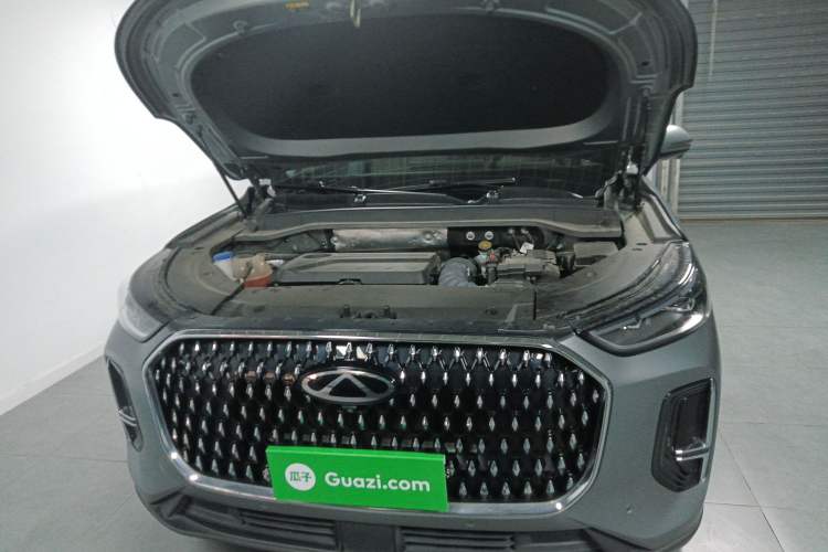 Used Chery Tiggo 8 L 2024 2.0T Two-Wheel Drive Prestige Version 5 Seats Engine Bay