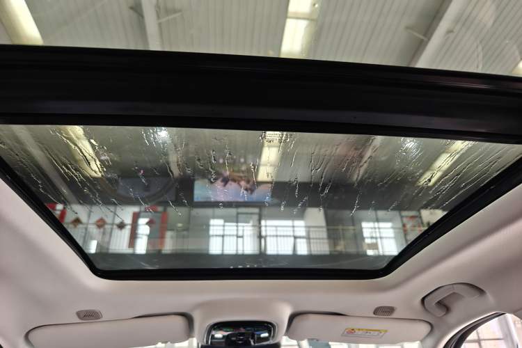 Used Chery Tiggo 8 L 2024 2.0T Two-Wheel Drive Prestige Version 5 Seats Headliner