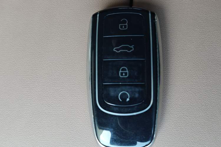 Used Chery Tiggo 8 L 2024 2.0T Two-Wheel Drive Prestige Version 5 Seats Interior 1