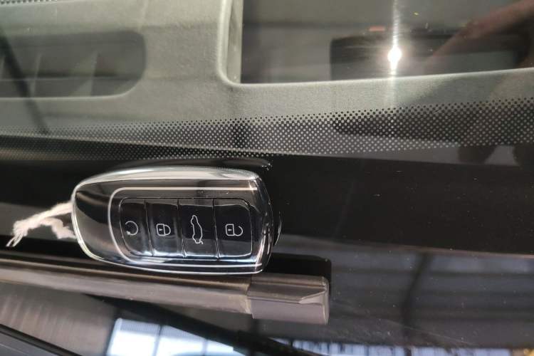 Used Chery Tiggo 8 L 2024 2.0T Two-Wheel Drive Prestige Version 5 Seats Interior 1