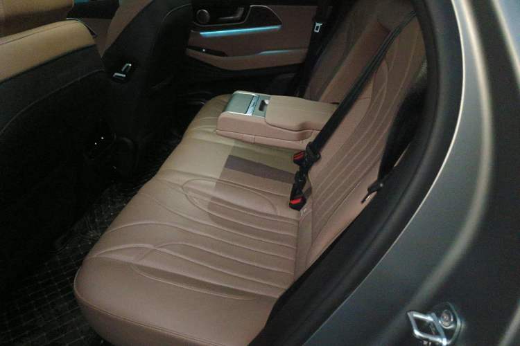 Used Chery Tiggo 8 L 2024 2.0T Two-Wheel Drive Prestige Version 5 Seats Interior 4