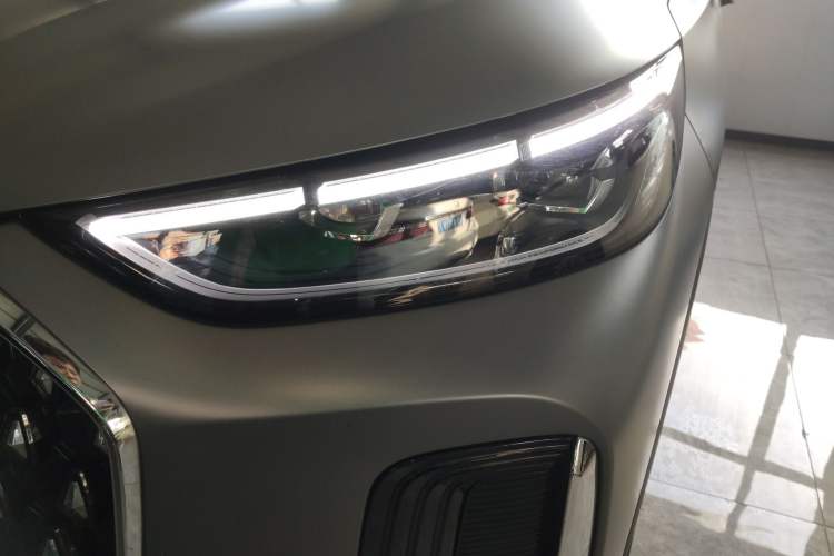 Used Chery Tiggo 8 L 2024 2.0T Two-Wheel Drive Prestige Version 5 Seats Left Front Headlight