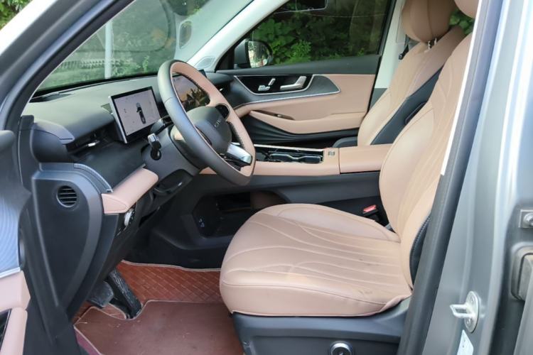 Used Chery Tiggo 8 L 2024 2.0T Two-Wheel Drive Prestige Version 5 Seats Left Front Seat
