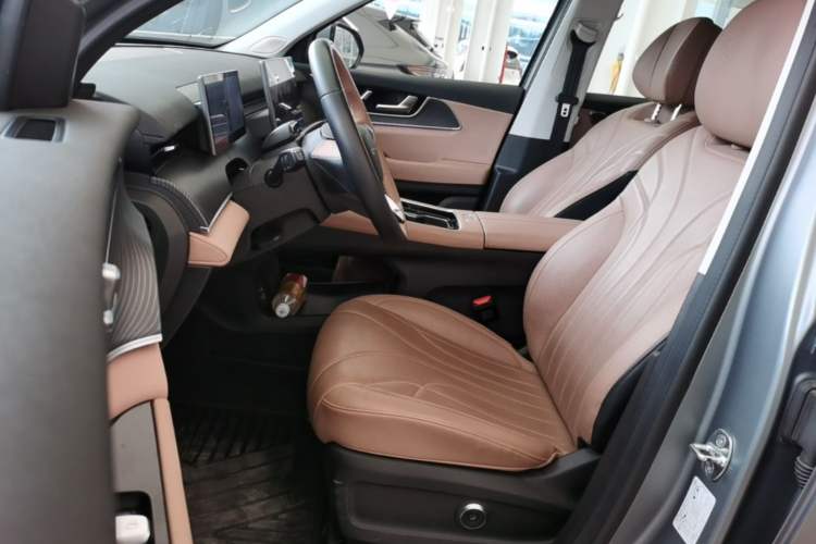 Used Chery Tiggo 8 L 2024 2.0T Two-Wheel Drive Prestige Version 5 Seats Left Front Seat