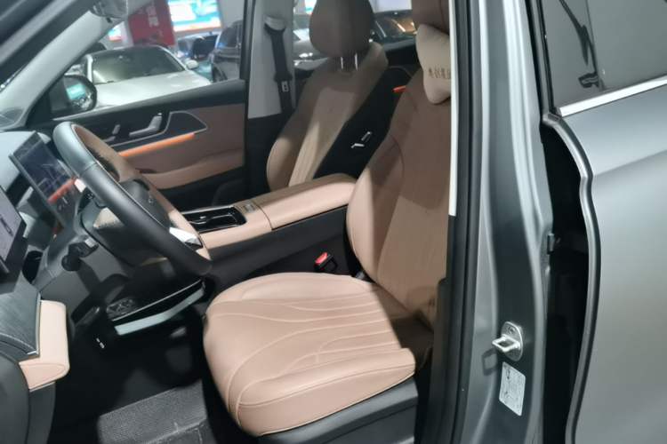 Used Chery Tiggo 8 L 2024 2.0T Two-Wheel Drive Luxury Edition 5 Seats Left Front Seat