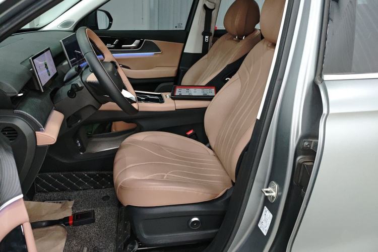 Used Chery Tiggo 8 L 2024 2.0T Two-Wheel Drive Prestige Version 5 Seats Left Front Seat