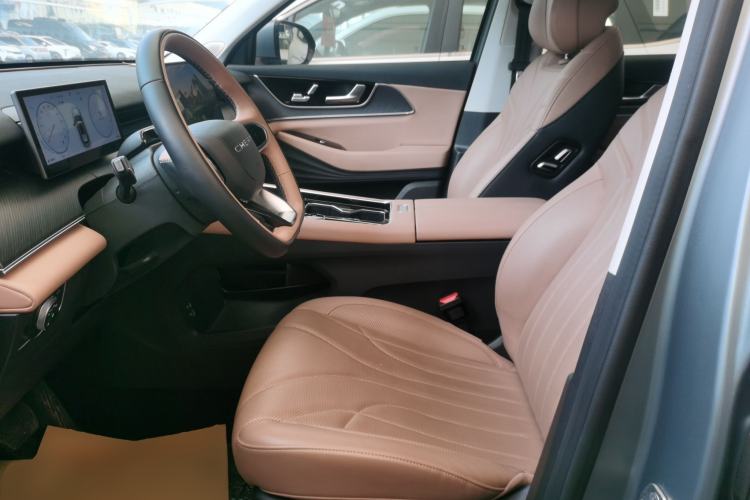 Used Chery Tiggo 8 L 2024 2.0T Two-Wheel Drive Prestige Version 5 Seats Left Front Seat