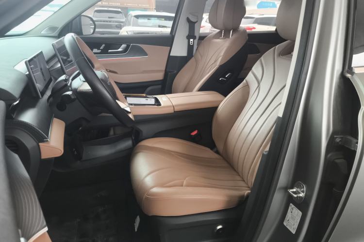 Used Chery Tiggo 8 L 2024 2.0T Two-Wheel Drive Prestige Version 5 Seats Left Front Seat