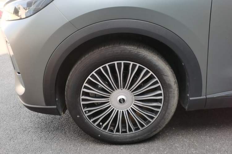 Used Chery Tiggo 8 L 2024 2.0T Two-Wheel Drive Prestige Version 5 Seats Left Front Wheel Hub