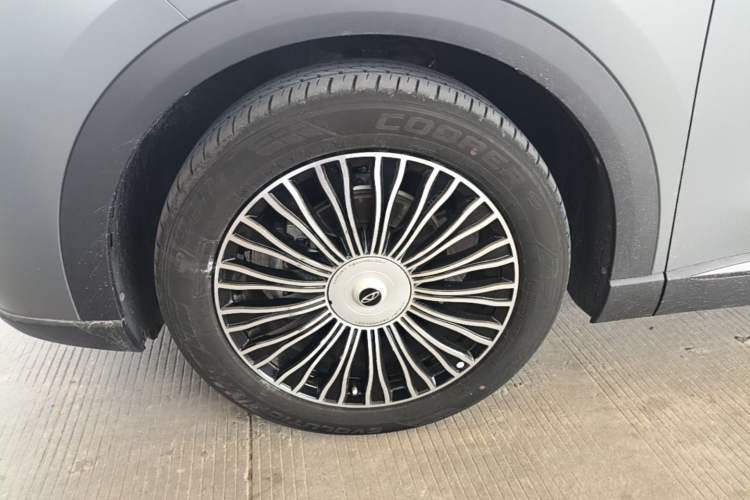 Used Chery Tiggo 8 L 2024 2.0T Two-Wheel Drive Prestige Version 5 Seats Left Front Wheel Hub