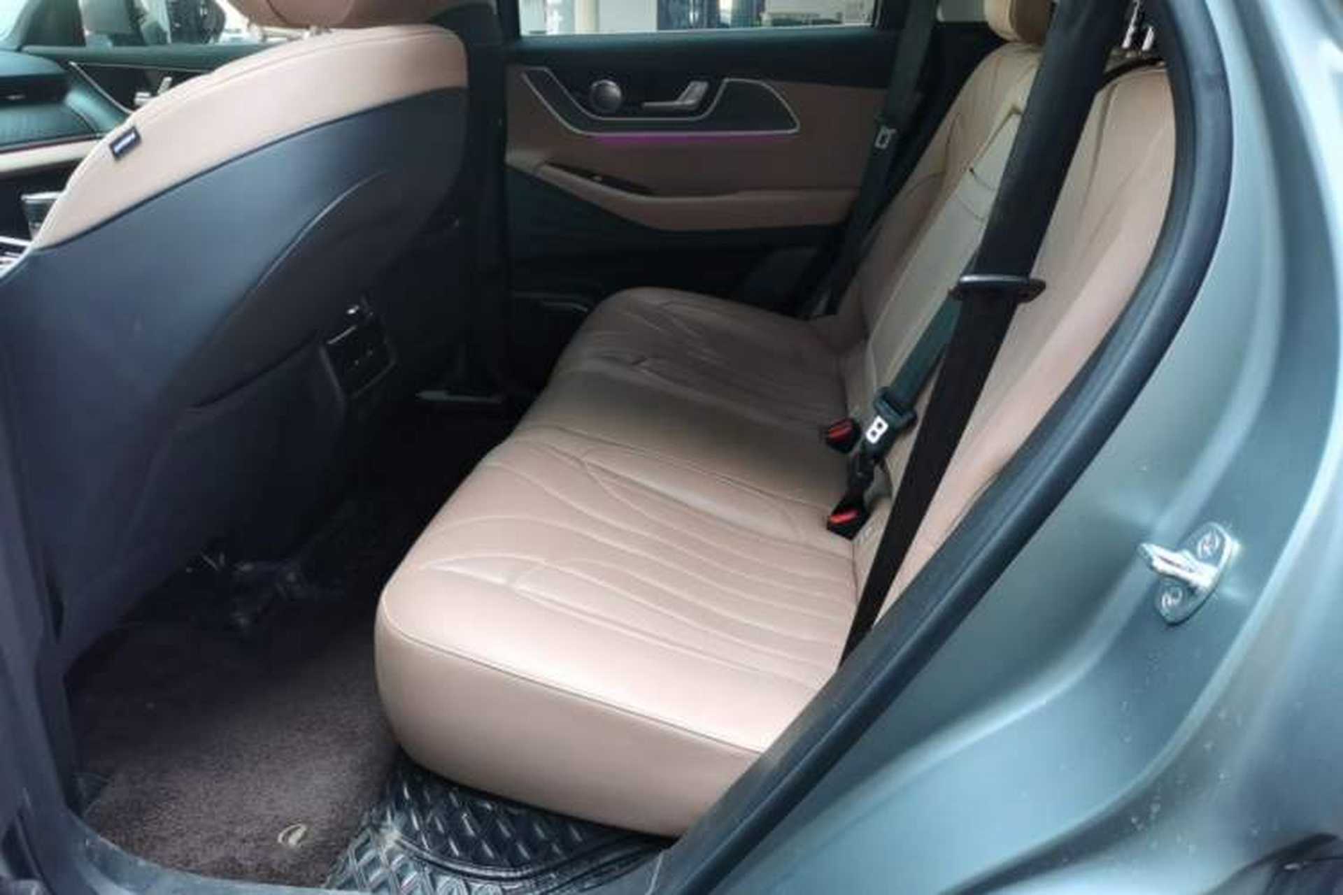 Used Chery Tiggo 8 L 2024 2.0T Two-Wheel Drive Prestige Version 5 Seats Left Rear Seat