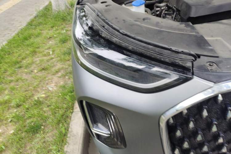 Used Chery Tiggo 8 L 2024 2.0T Two-Wheel Drive Prestige Version 5 Seats Right Front Headlight
