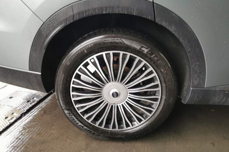 Used Chery Tiggo 8 L 2024 2.0T Two-Wheel Drive Prestige Version 5 Seats Right Rear Wheel Hub