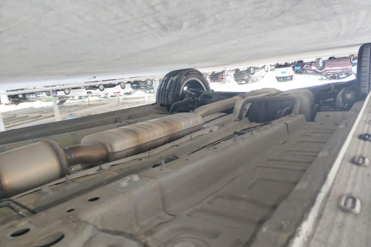 Used Chery Tiggo 8 L 2024 2.0T Two-Wheel Drive Luxury Edition 5 Seats Right Side Sill