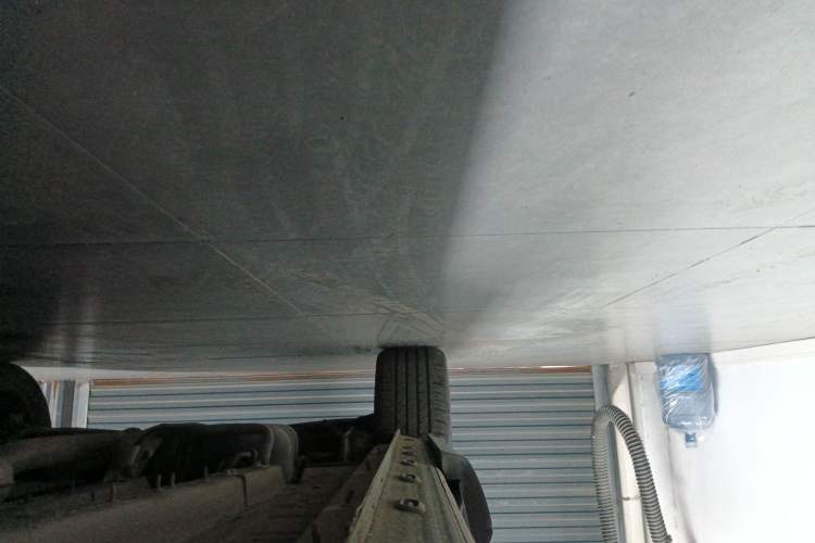 Used Chery Tiggo 8 L 2024 2.0T Two-Wheel Drive Prestige Version 5 Seats Right Side Sill