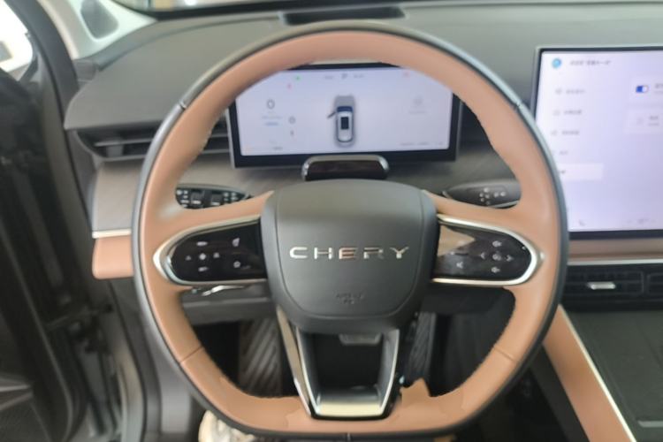 Used Chery Tiggo 8 L 2024 2.0T Two-Wheel Drive Prestige Version 5 Seats Steering Wheel