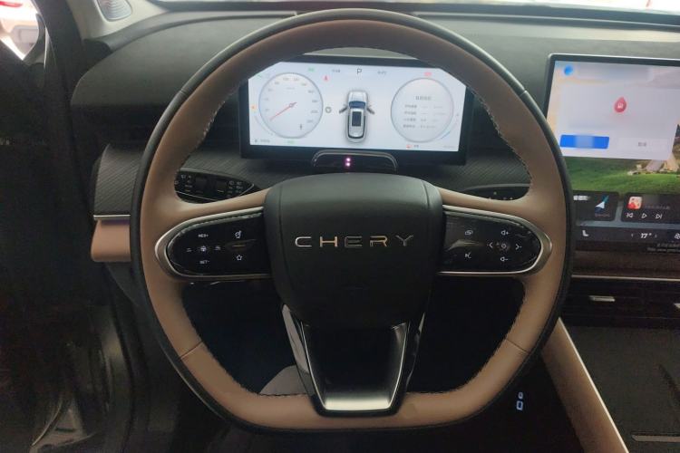 Used Chery Tiggo 8 L 2024 2.0T Two-Wheel Drive Prestige Version 5 Seats Steering Wheel