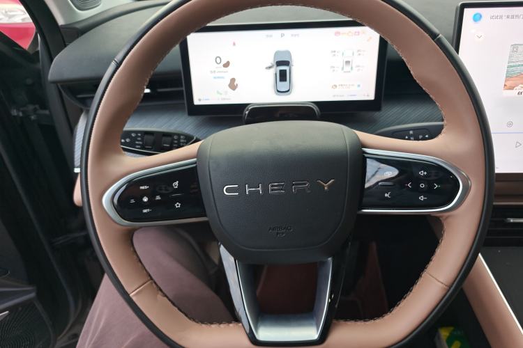 Used Chery Tiggo 8 L 2024 2.0T Two-Wheel Drive Prestige Version 5 Seats Steering Wheel