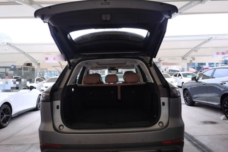 Used Chery Tiggo 8 L 2024 2.0T Two-Wheel Drive Prestige Version 5 Seats Trunk