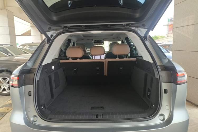 Used Chery Tiggo 8 L 2024 2.0T Two-Wheel Drive Prestige Version 5 Seats Trunk