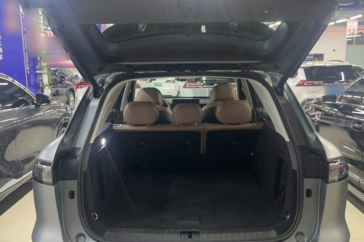 Used Chery Tiggo 8 L 2024 2.0T Two-Wheel Drive Prestige Version 5 Seats Trunk