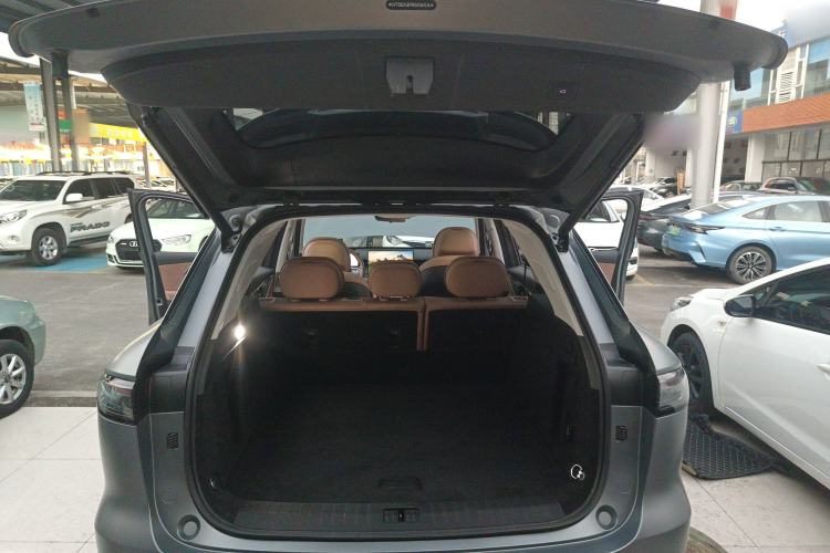 Used Chery Tiggo 8 L 2024 2.0T Two-Wheel Drive Prestige Version 5 Seats Trunk