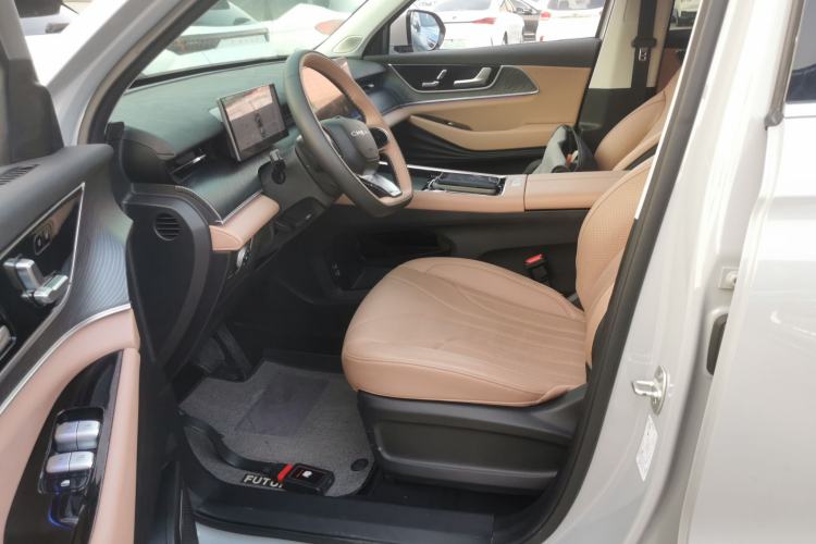 Used Chery Tiggo 8 L 2024 2.0T Two-Wheel Drive Luxury Edition 5 Seats Left Front Seat