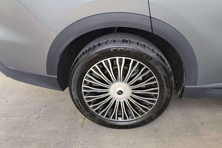 Used Chery Tiggo 8 L 2024 2.0T Two-Wheel Drive Prestige Version 5 Seats Right Rear Wheel Hub