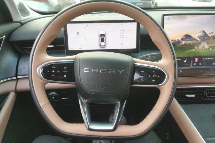 Used Chery Tiggo 8 L 2024 2.0T Two-Wheel Drive Luxury Edition 5 Seats Steering Wheel