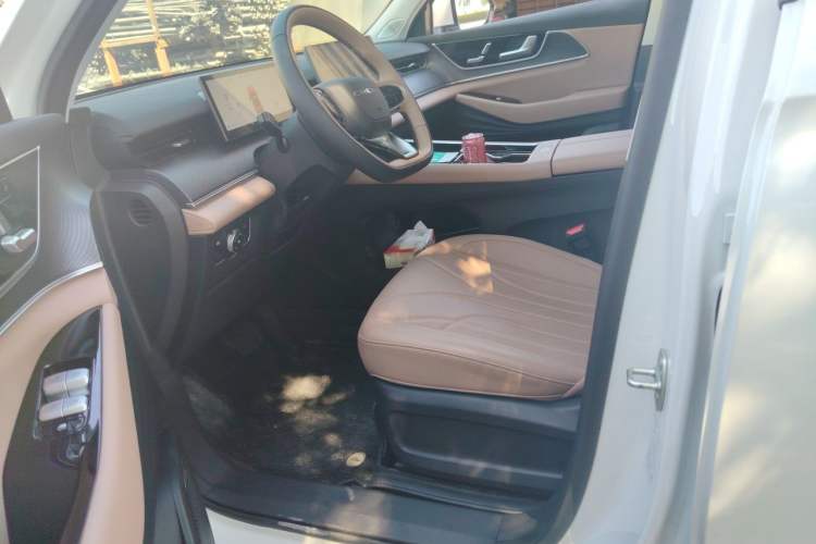 Used Chery Tiggo 8 L 2024 2.0T Two-Wheel Drive Luxury Edition 5 Seats Driver Seat