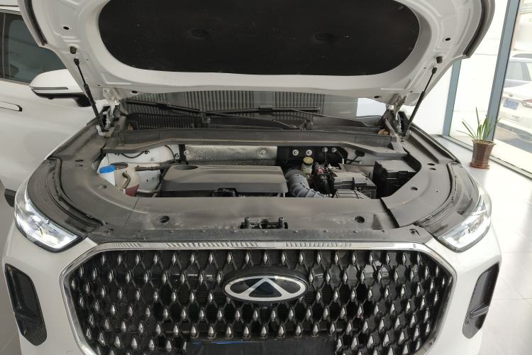 Used Chery Tiggo 8 L 2024 2.0T Two-Wheel Drive Luxury Edition 5 Seats Engine Bay