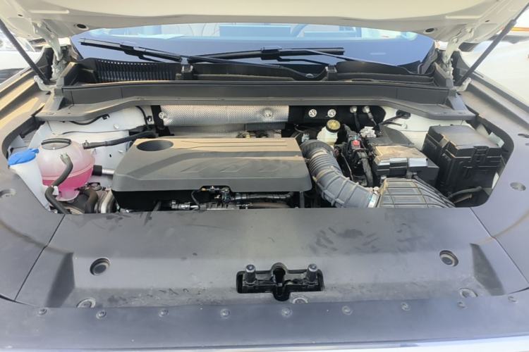 Used Chery Tiggo 8 L 2024 2.0T Two-Wheel Drive Luxury Edition 5 Seats Engine Bay
