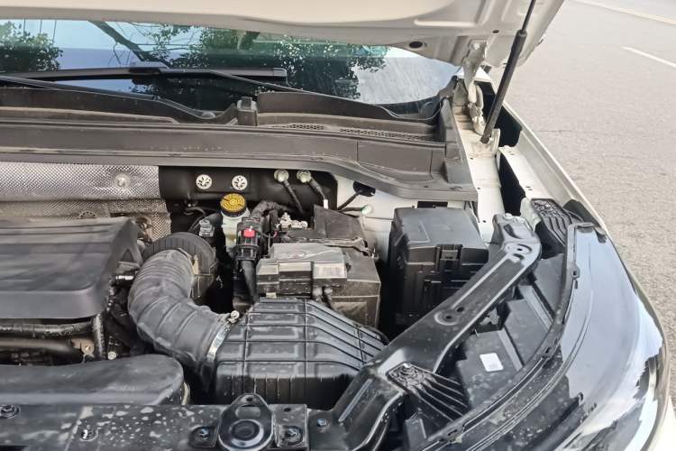 Used Chery Tiggo 8 L 2024 2.0T Two-Wheel Drive Comfort Edition 5 Seats Engine Bay Left