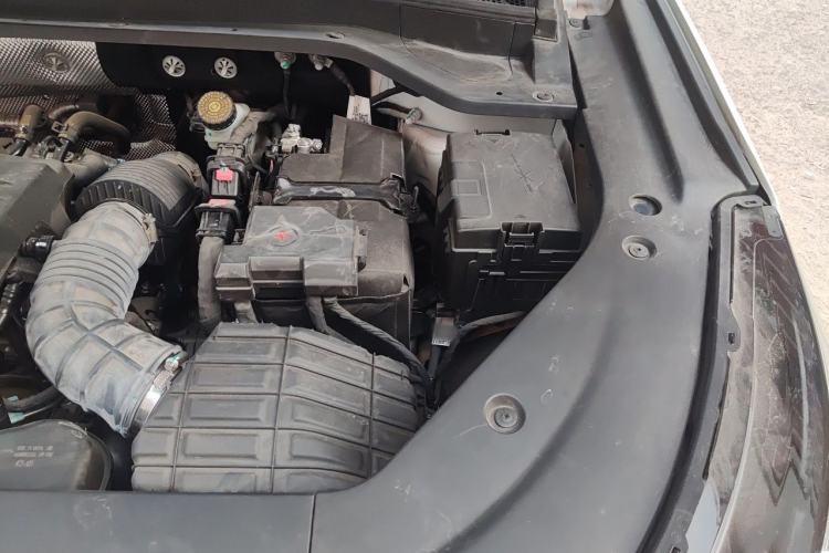 Used Chery Tiggo 8 L 2024 2.0T Two-Wheel-Drive Luxury Version 7 Seats Engine Bay Left