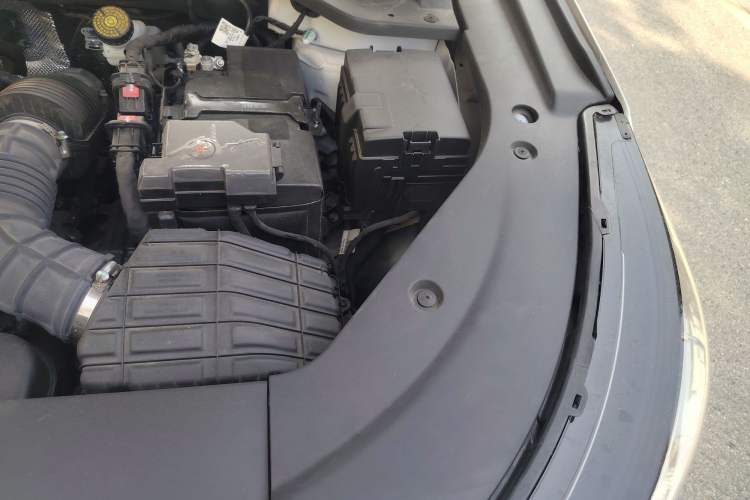 Used Chery Tiggo 8 L 2024 2.0T Two-Wheel Drive Luxury Edition 5 Seats Engine Bay Left