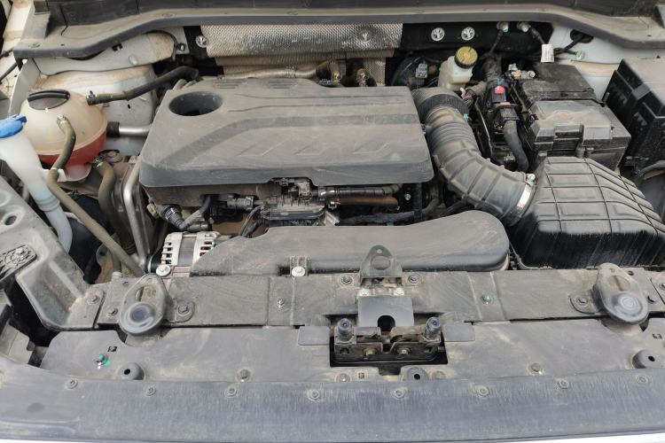 Used Chery Tiggo 8 L 2024 2.0T Two-Wheel Drive Standard Edition 5 Seats Engine Bay