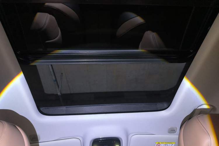 Used Chery Tiggo 8 L 2024 2.0T Two-Wheel Drive Luxury Edition 5 Seats Headliner
