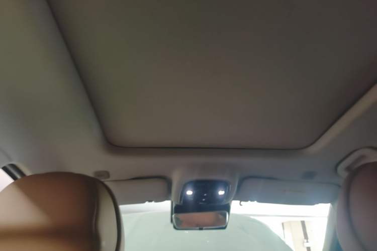 Used Chery Tiggo 8 L 2024 2.0T Two-Wheel-Drive Luxury Version 7 Seats Headliner