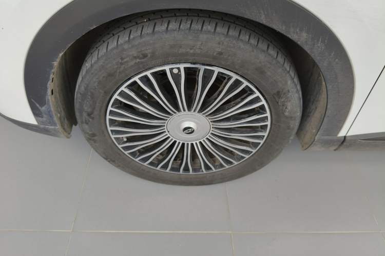 Used Chery Tiggo 8 L 2024 2.0T Two-Wheel Drive Luxury Edition 5 Seats Left Front Wheel Hub