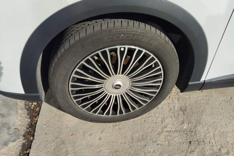 Used Chery Tiggo 8 L 2024 2.0T Two-Wheel Drive Luxury Edition 5 Seats Left Front Wheel Hub