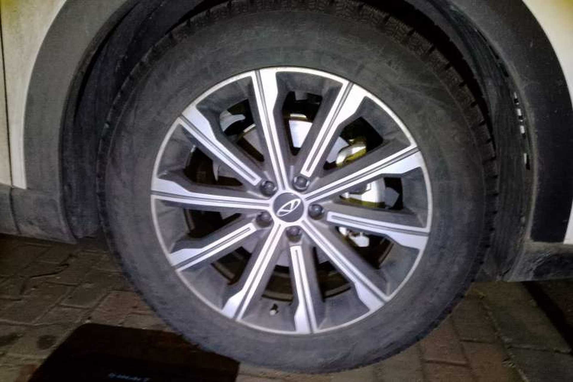 Used Chery Tiggo 8 L 2024 2.0T Two-Wheel Drive Comfort Edition 5 Seats Right Front Wheel Hub