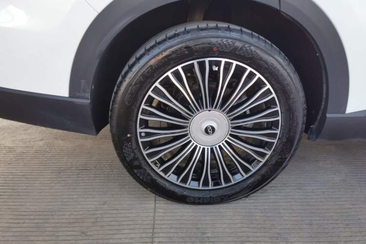 Used Chery Tiggo 8 L 2024 2.0T Two-Wheel-Drive Luxury Version 7 Seats Right Rear Wheel Hub