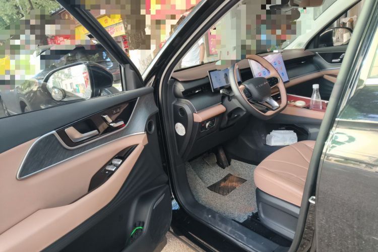 Used Chery Tiggo 8 L 2025 Model 2.0T Two-Wheel Drive Changhong Edition—5 Seaters Driver Seat