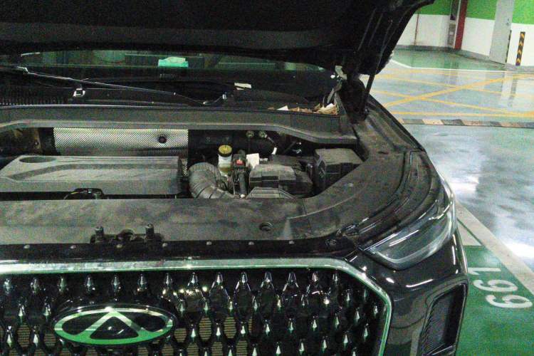 Used Chery Tiggo 8 L 2025 Model 2.0T Two-Wheel Drive Changhong Edition—5 Seaters Engine Bay Left